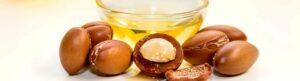 Scopri di più sull'articolo OLIO DI ARGAN: straordinarie virtù e proprietà