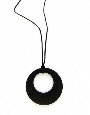 Pendente in Shungite cerchio forato”Donut”